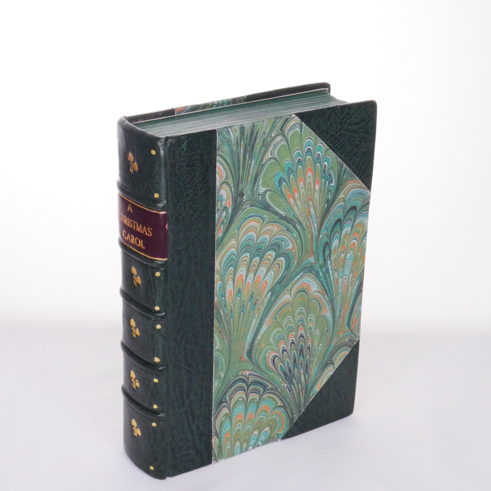 A Christmas Carol – Charles Dickens, Illustrated by Arthur Rackham (William Heinemann, 1933)