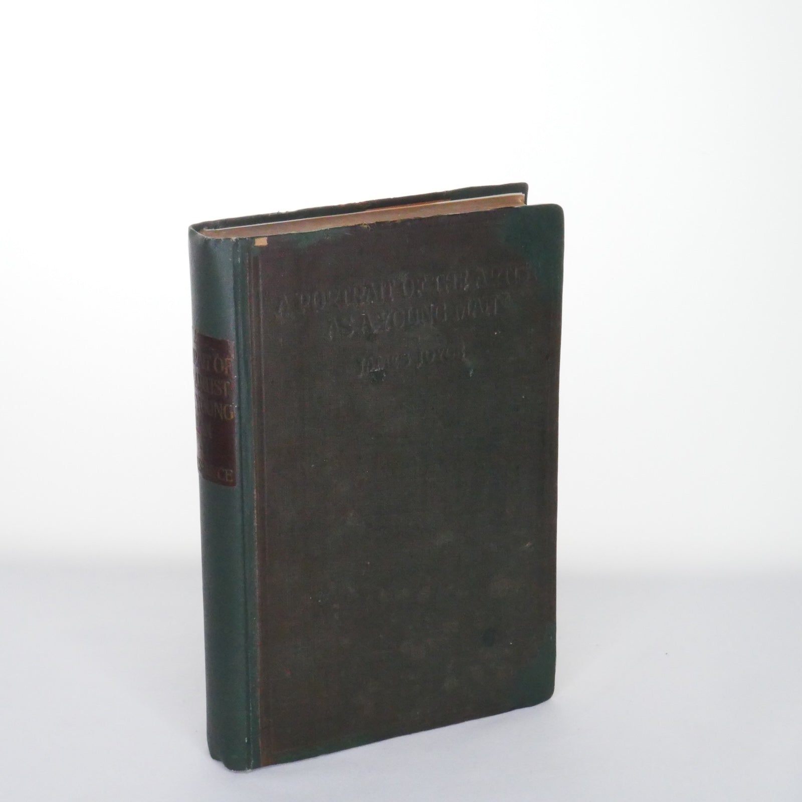 A Portrait of the Artist as a Young Man – James Joyce (The Egoist Press, 1918)