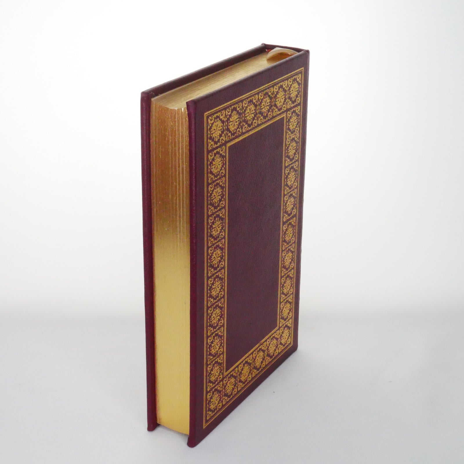 A Tale of Two Cities – Charles Dickens (The Easton Press, 100 Greatest Books Ever Written)