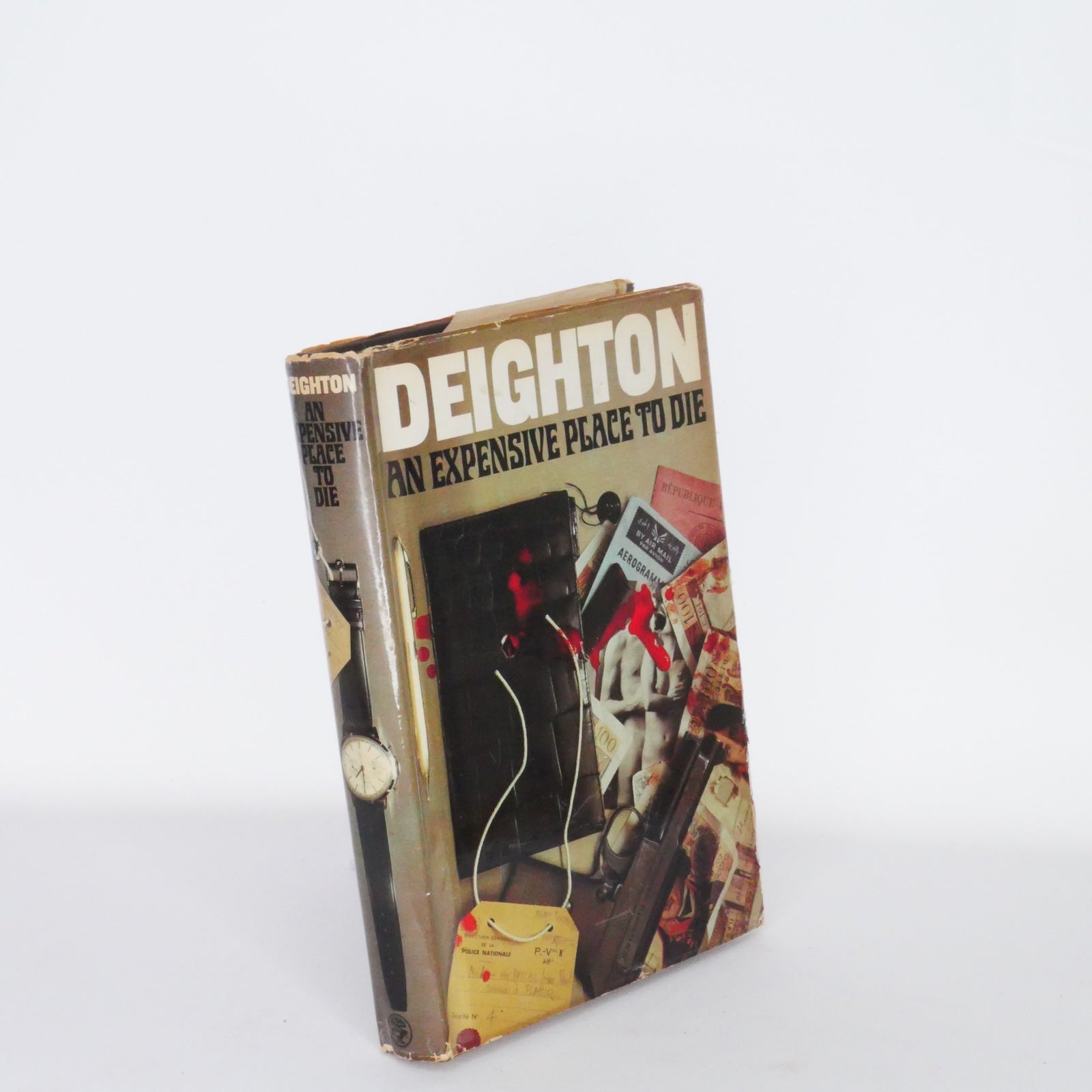 An Expensive Place to Die - Len Deighton (Jonathan Cape, First Edition 1967)