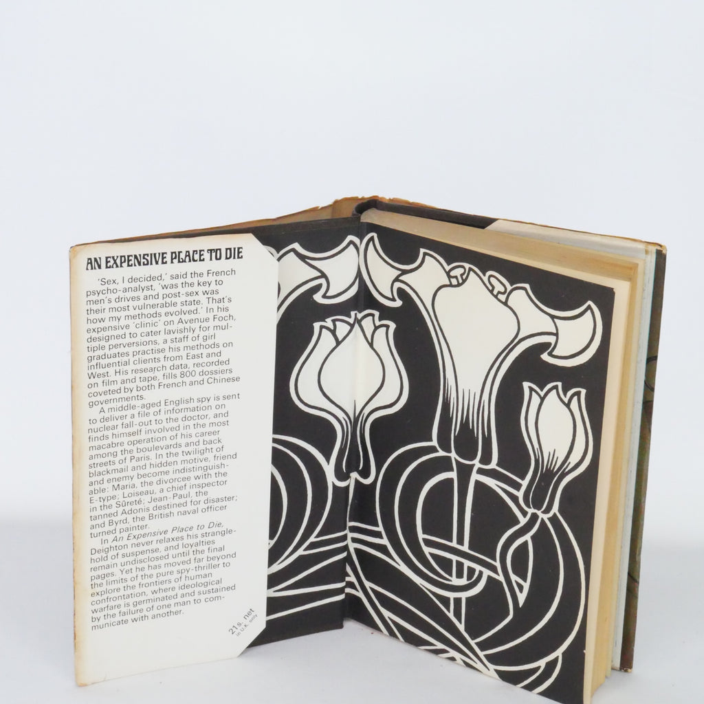 An Expensive Place to Die - Len Deighton (Jonathan Cape, First Edition 1967)