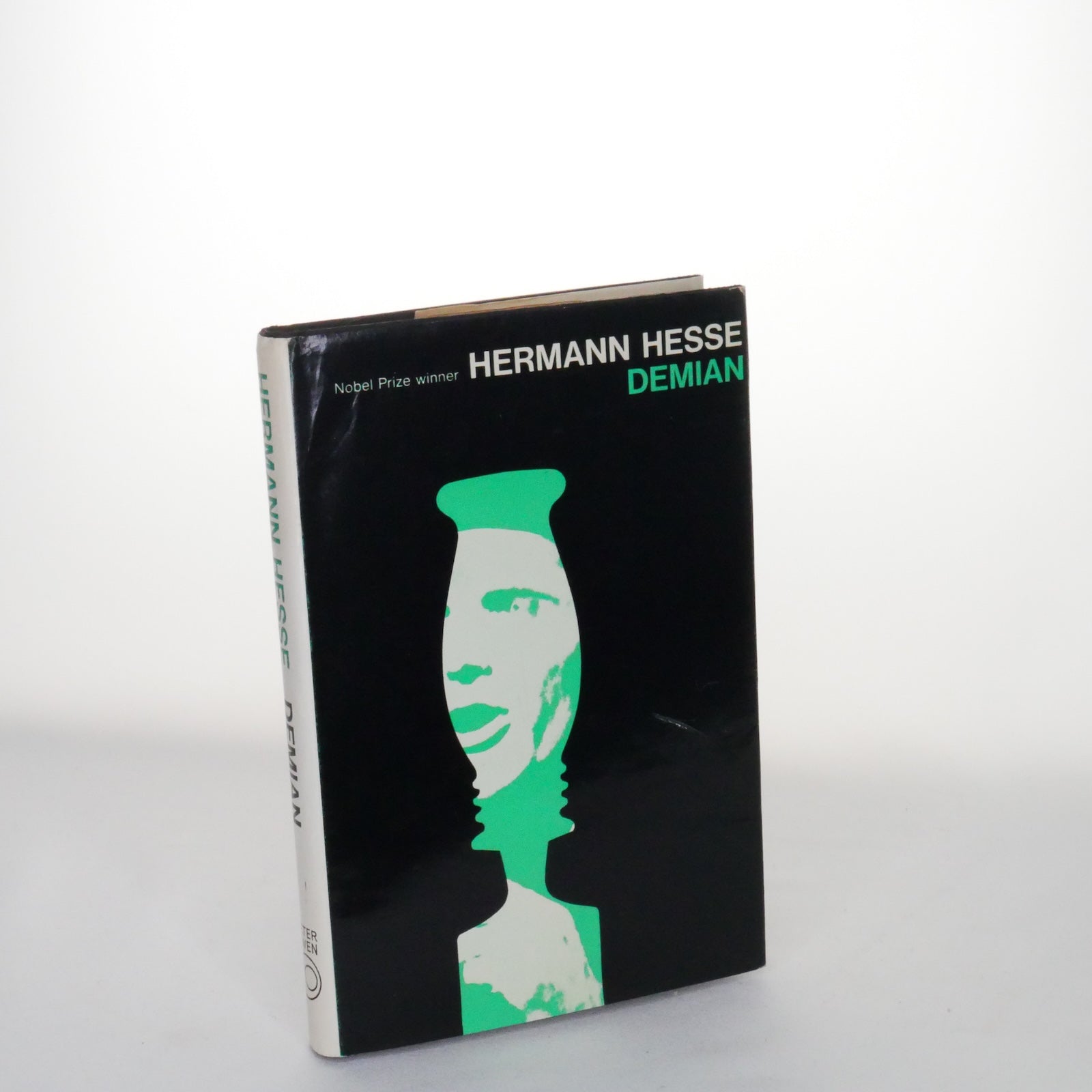 Demian - Hermann Hesse (Peter Owen, 5th Impression 1970)