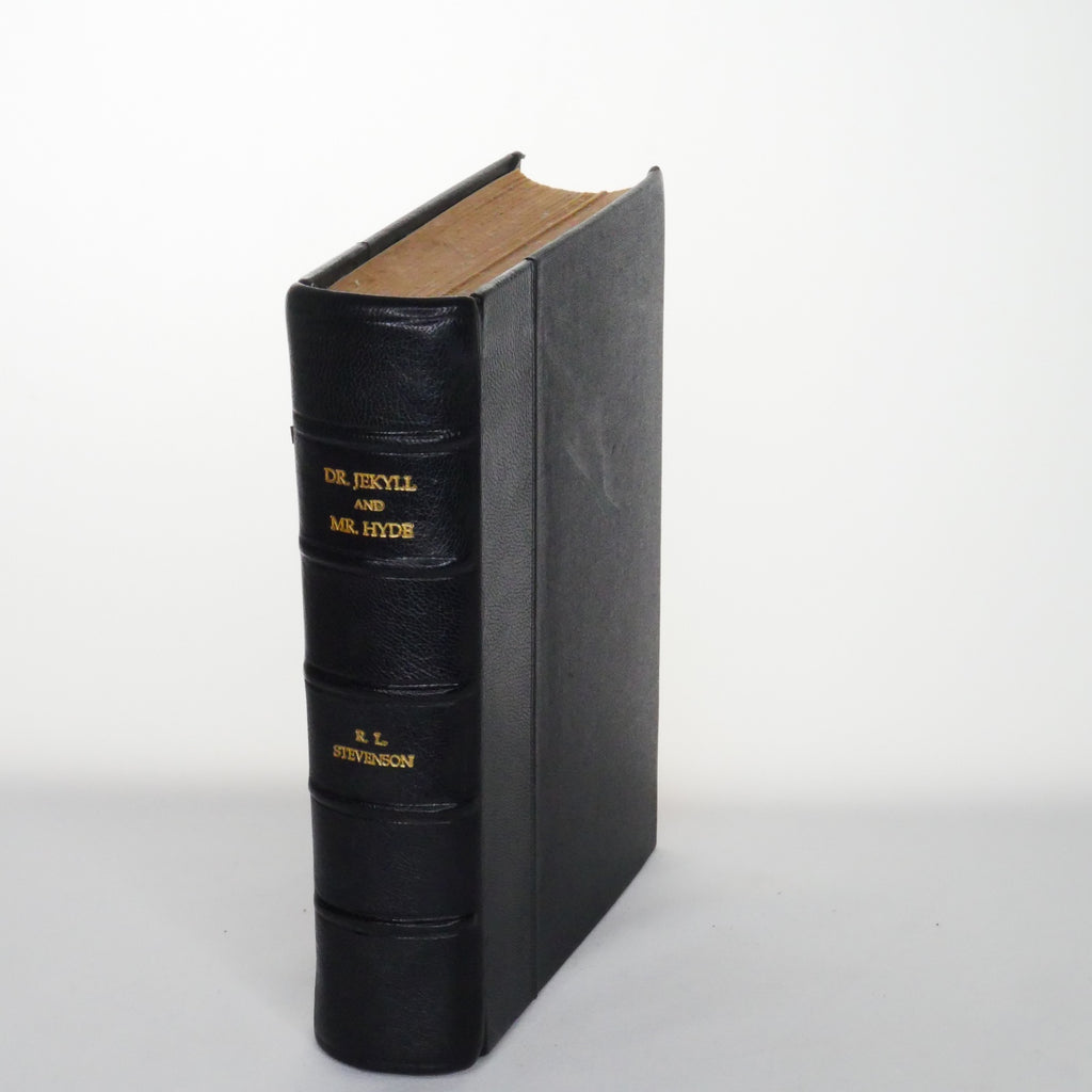 The Strange Case of Dr. Jekyll and Mr. Hyde – Robert Louis Stevenson, Illustrated by A. M. Trotter