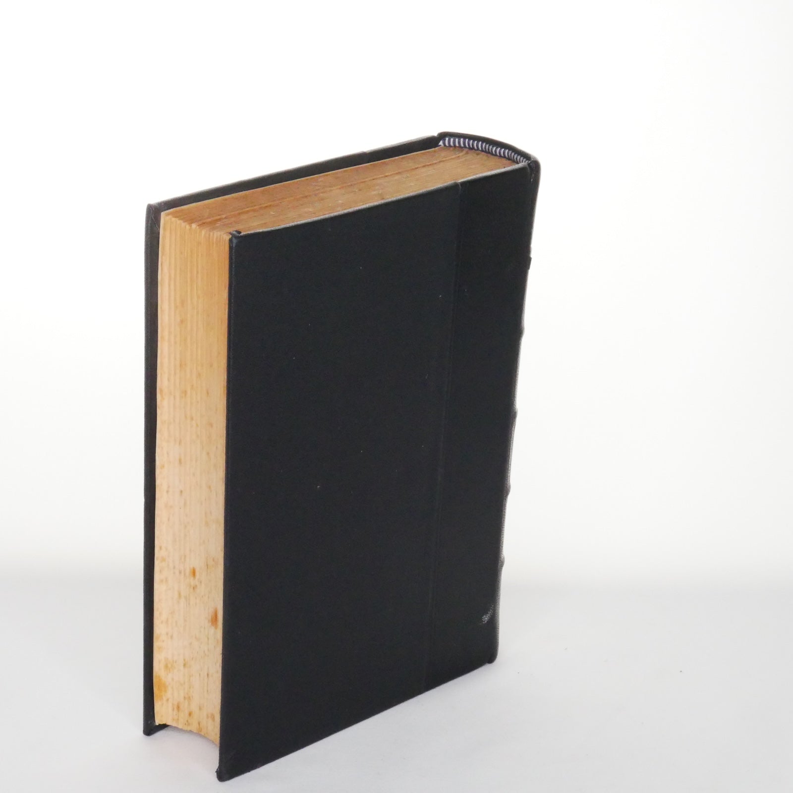 The Strange Case of Dr. Jekyll and Mr. Hyde – Robert Louis Stevenson, Illustrated by A. M. Trotter