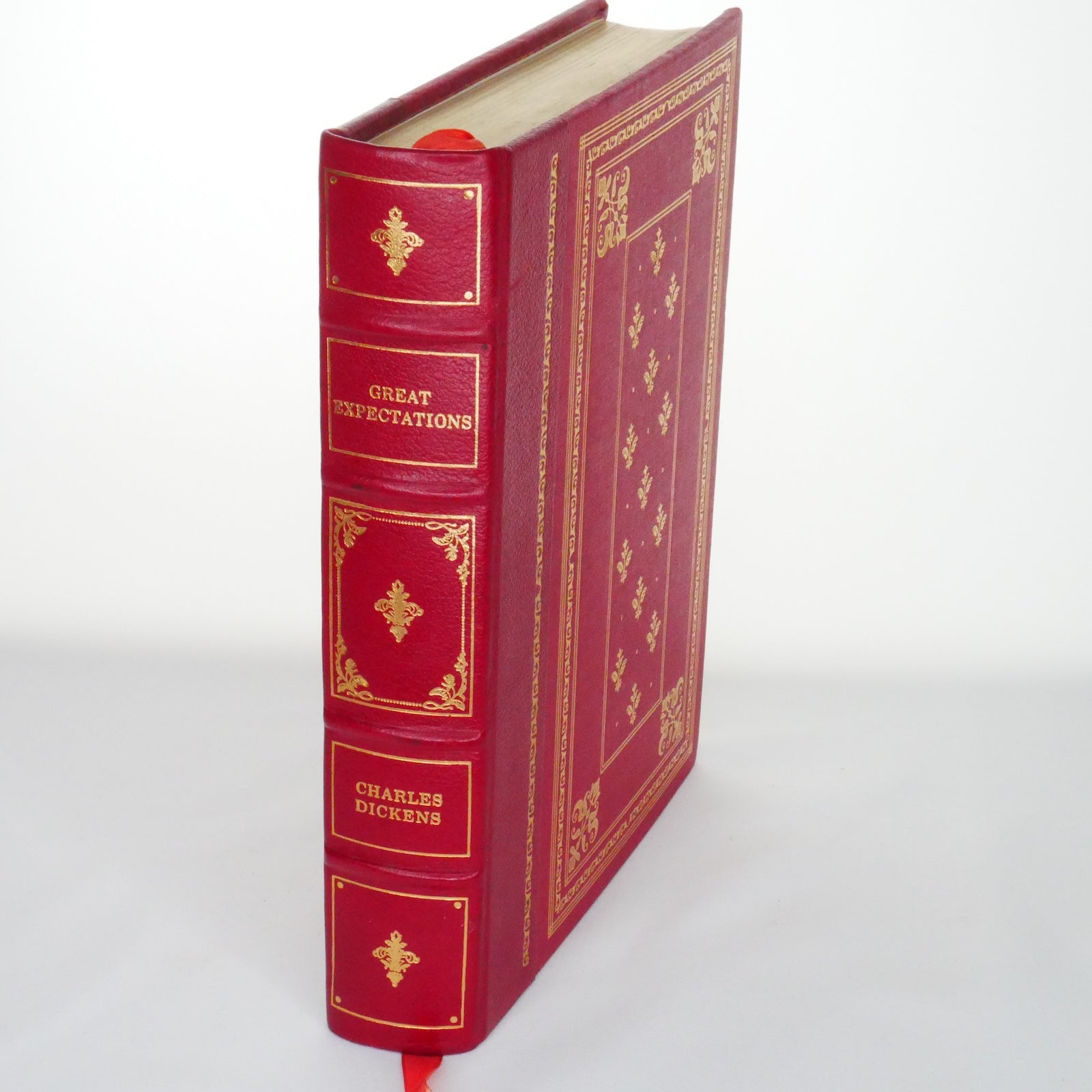 Great Expectations – Charles Dickens, Illustrated by F. W. Pailthorpe (Franklin Library, 1979)