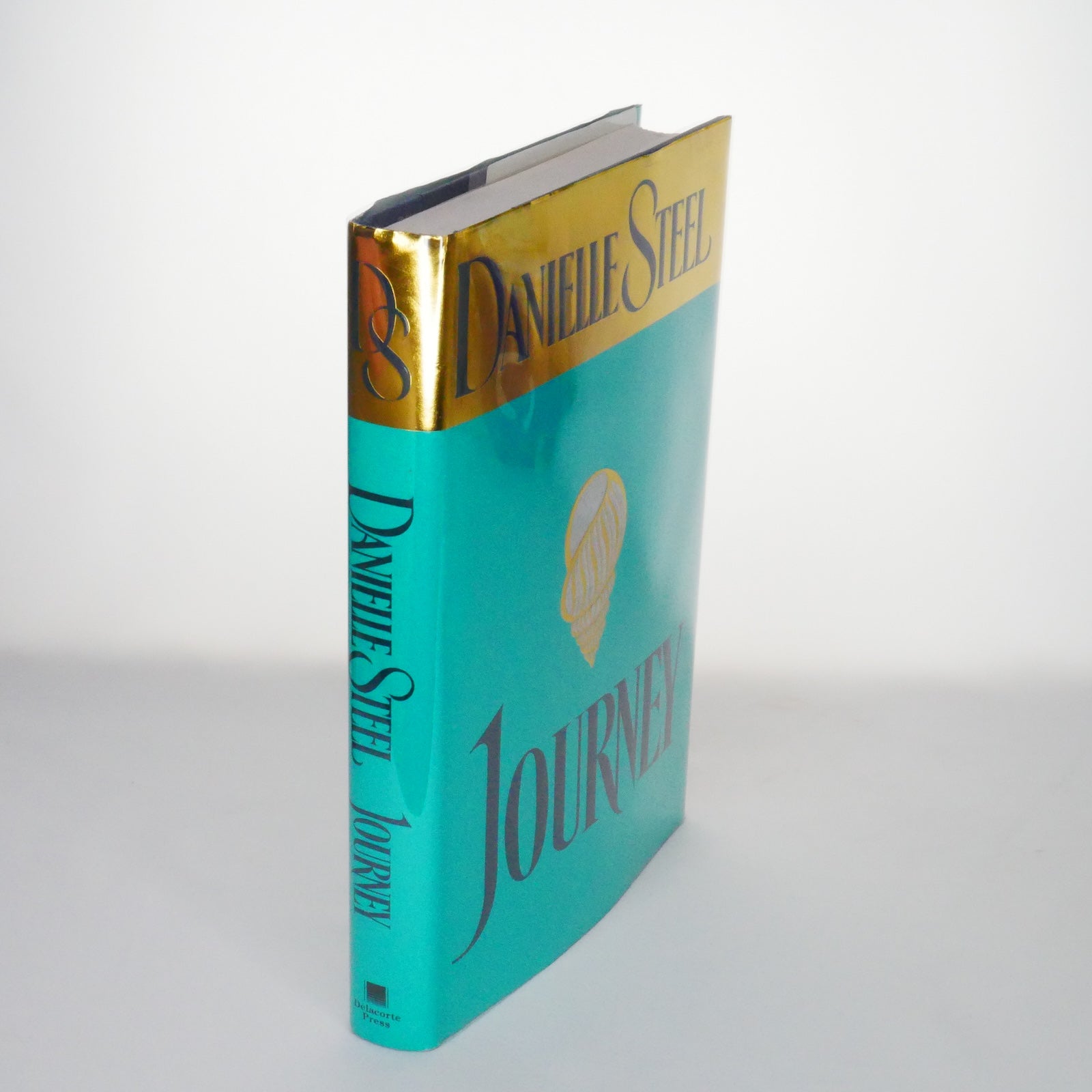 Journey – Danielle Steel (1st Edition, Delacorte Press, 2000)