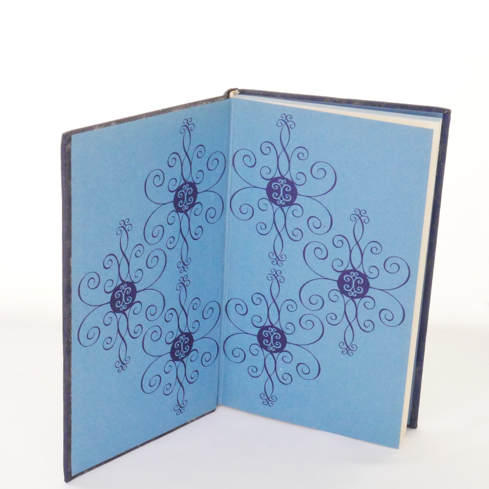 The Prince - Niccolò Machiavelli, translated by George Bull (The Folio Society, London, 1970)